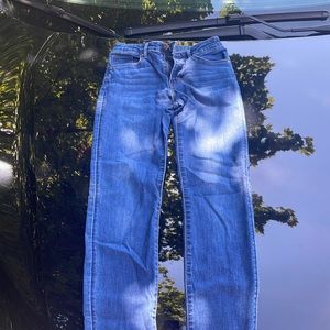 H&M good as new jeans. Kids size 4.